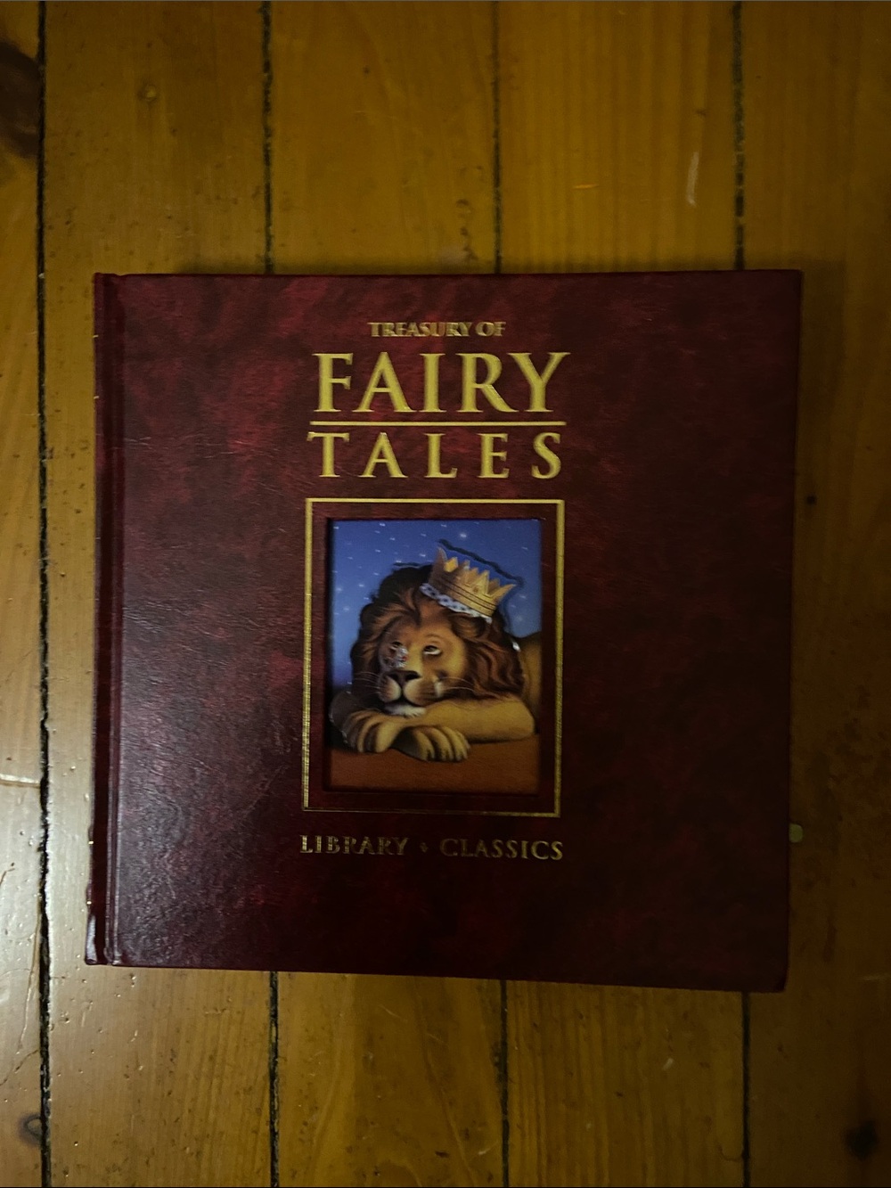 Beautiful Fairy Tale kid’s book big hardcover Treasury Fairy Tales Illustrated